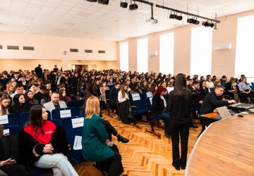 TÂRGUL DE CARIERE CEEF Image